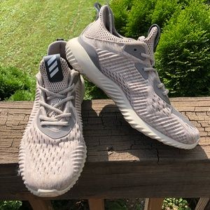 Women's Adidas Alphabounce Sneaker